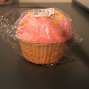 Other - Pink cupcake squishy Other - Pink cupcake squishy